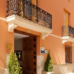 Hotel De 4*