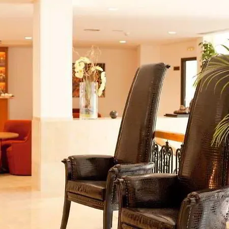 De Otel 4*