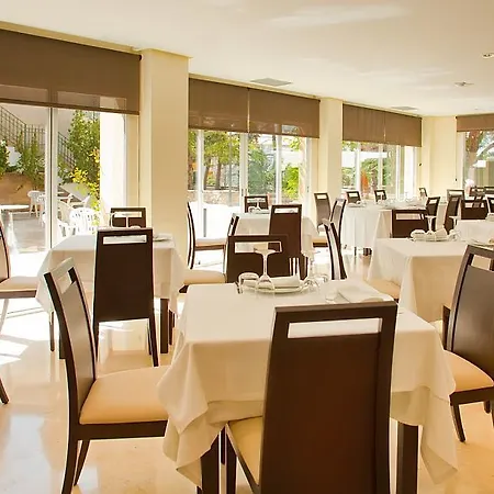 Hotel De 4*
