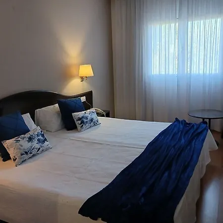 De 4*