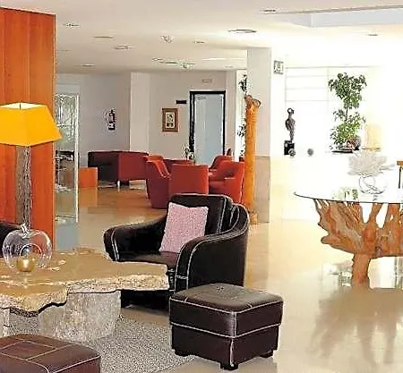 De 4*