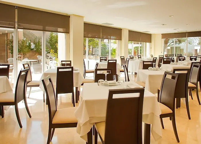 Hotel De 4*