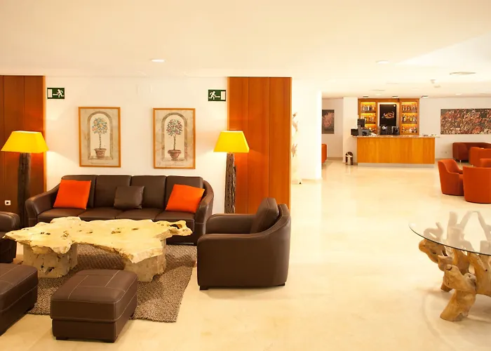 Hotel De 4*